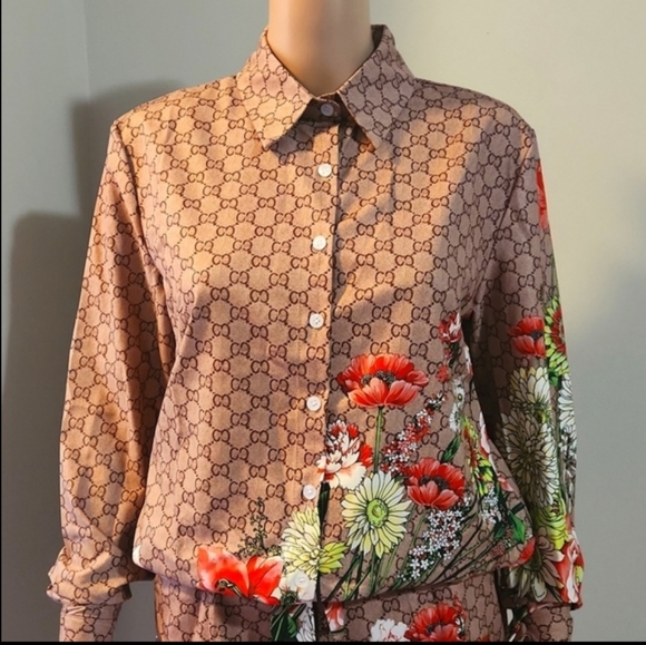 Designer Look Shorts & Blouse - Picture 4 of 7